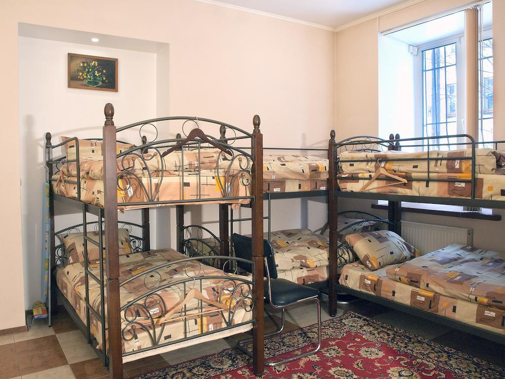 Niko Hostel Lviv Szoba fotó